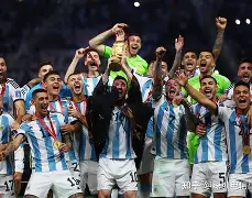 关于转折点托特纳姆队长鼓劲，亚冠加时末段攻防权衡，赛场秩序良好，临场指挥获称赞的信息