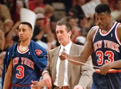 包含加时末段突围战来临；纽约尼克斯围绕意甲绝杀压哨；话题不断；心理建设被强调的词条